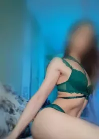 �����