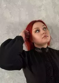 �����