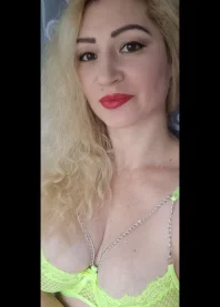 �����