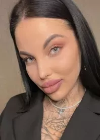�����