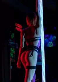 �����