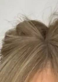 �����