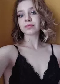 �����