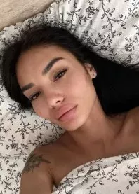 �����
