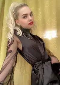 �����