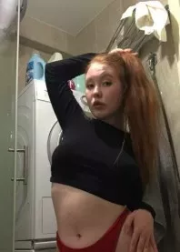 �����