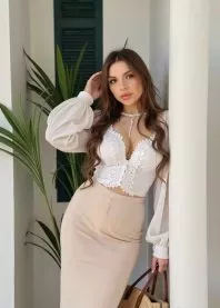 �����