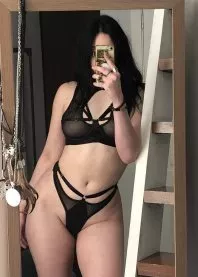 �����