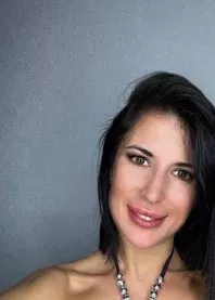 �����