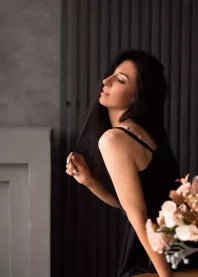 �����