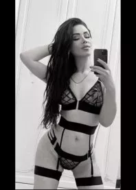 �����