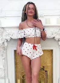 �����