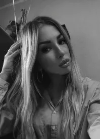 �����