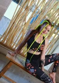 ���