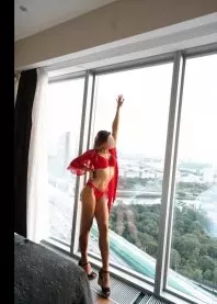 �����