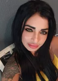 �����
