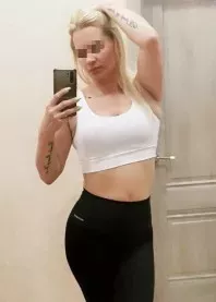 �����