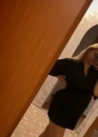 �����