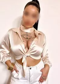 �����