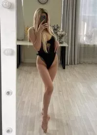 �����