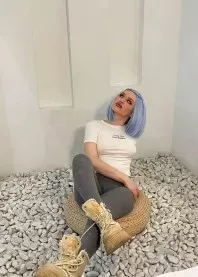 ������