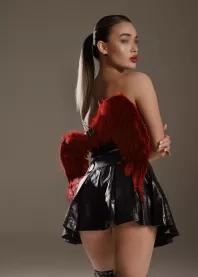 �������