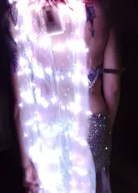 ����