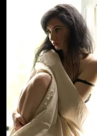 �����