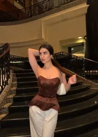 ��������