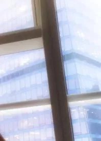 �����