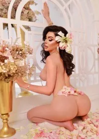 �����