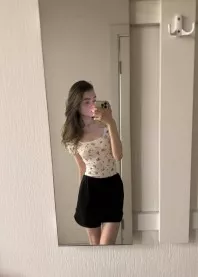 �����