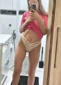 �����