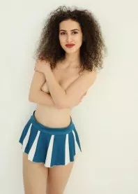 �����