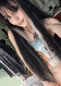 �����
