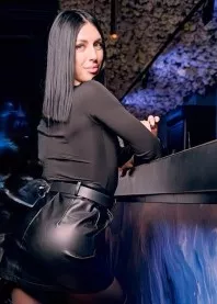 �����