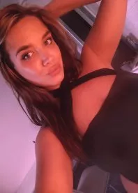 �����