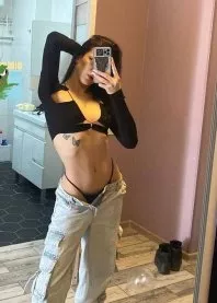 �����