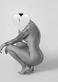 �����