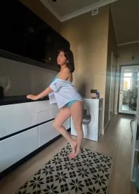 �����