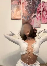 �����