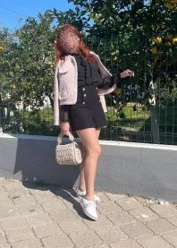 �����