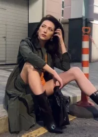 �������
