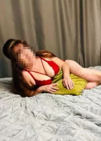 �����
