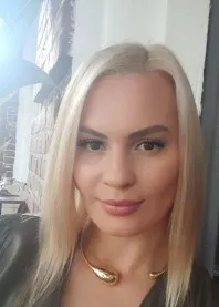 �����