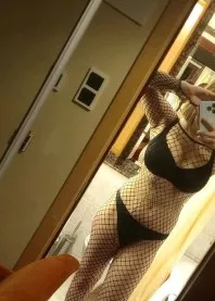 �����