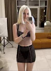�����