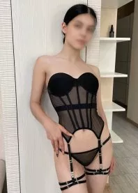 �����