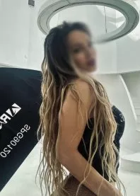 �����
