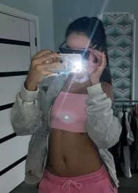 �����
